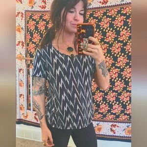 100% Linen tee top loose top tshirt.